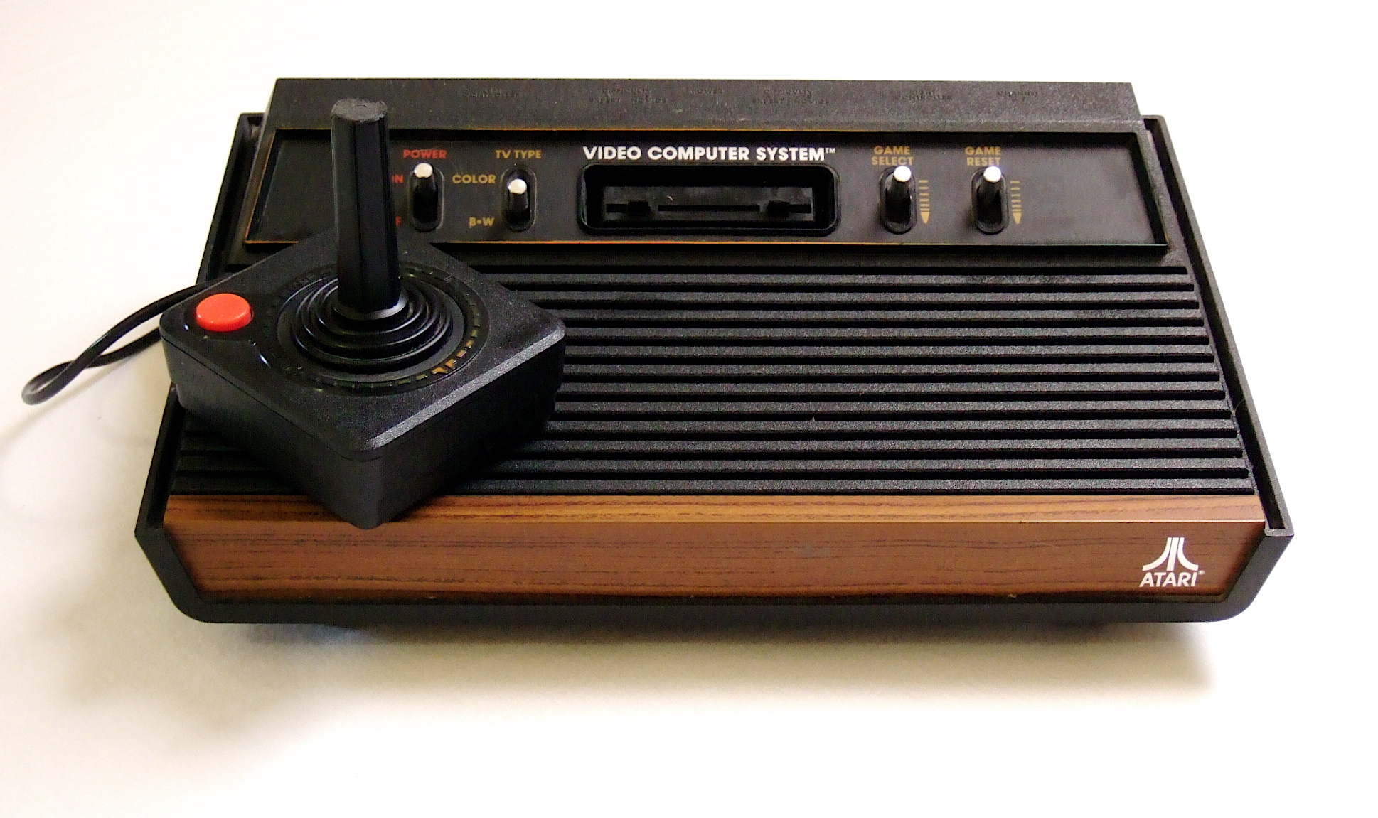 Nintendo, Atari, Sega 7 consoles cultes qui ont marqué l'histoire des  jeux vidéo 