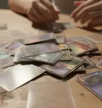 Cartes Duraludon VMAX brillantes triées sur table